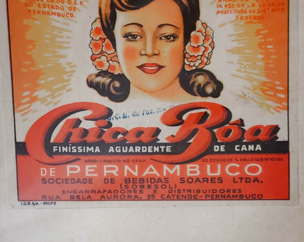 Rótulo da cachaça Chica Boa